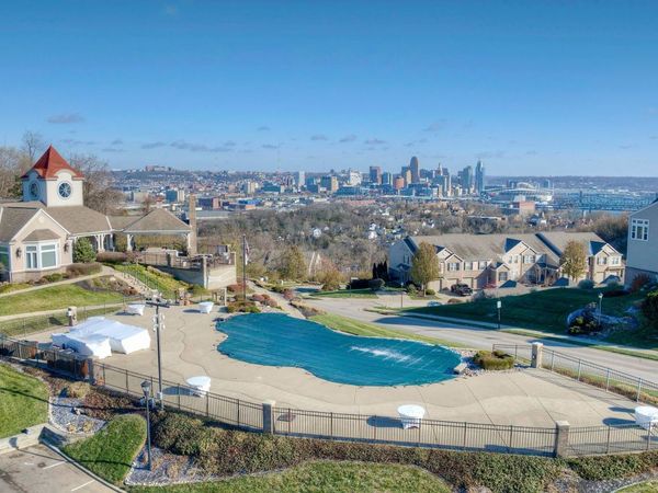 379 Southwind Lane, Ludlow, KY 41016