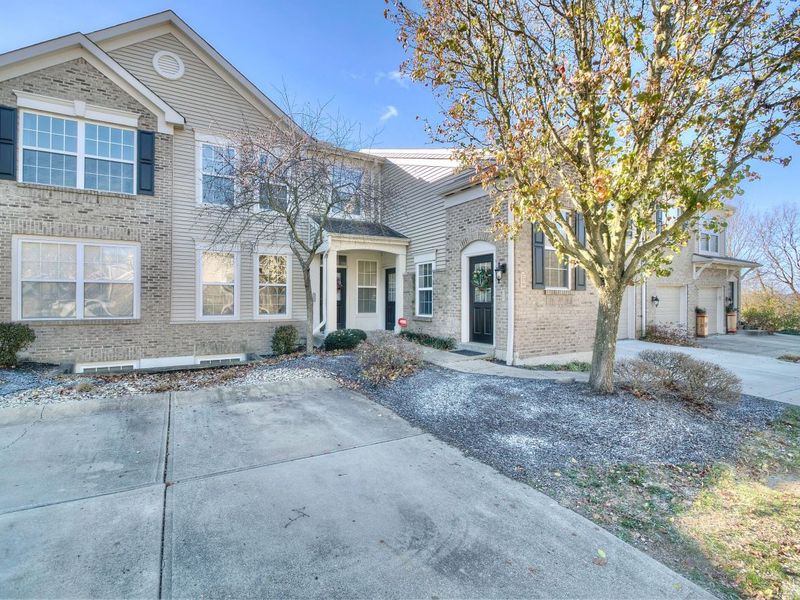 379 Southwind Lane, Ludlow, KY 41016 Photo 2