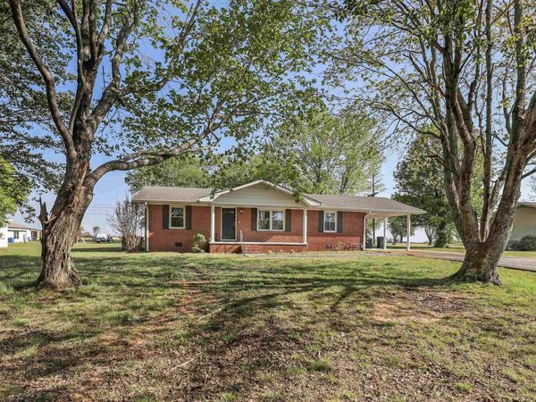 191 Oak Park Dr, Lexington, AL 35648