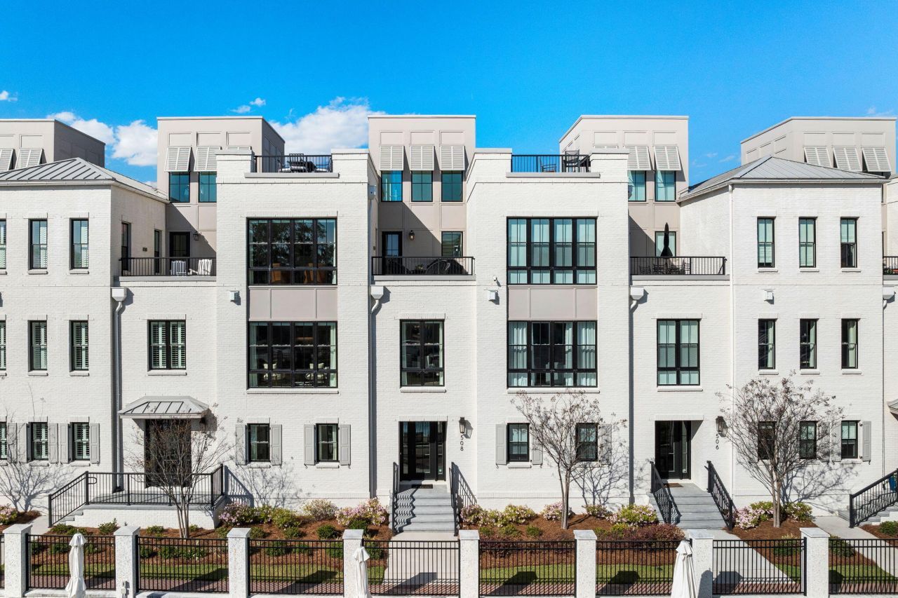 508 Helmsman Street Photo 41