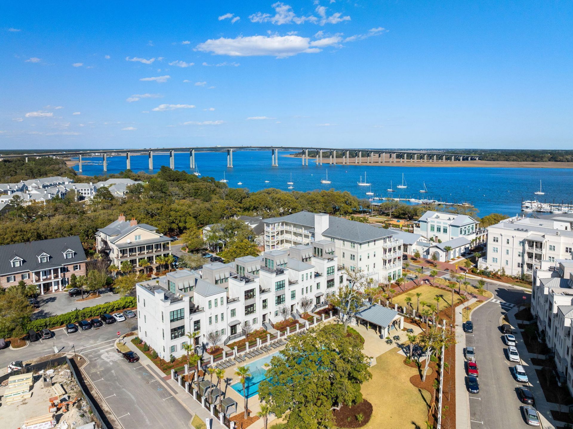 508 Helmsman Street Photo 6