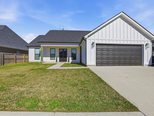 5753 Jessica Lynn Drive, Houma, LA 70364