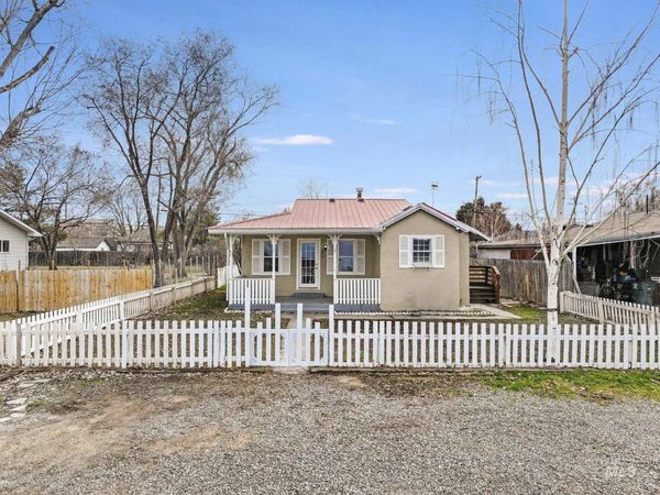 219 Madison St W, Kimberly, ID 83341