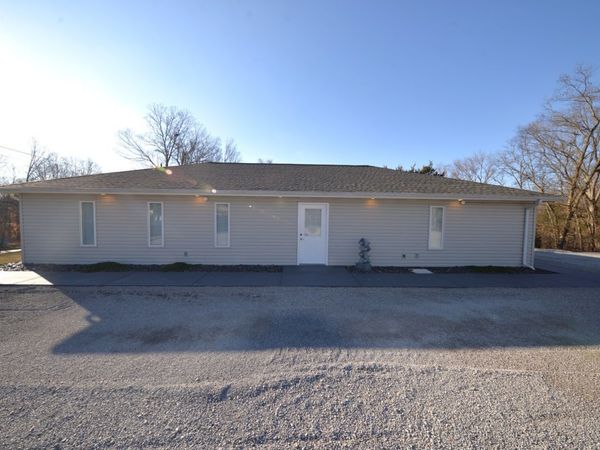 16275 N Illinois 37 Highway, Mt Vernon, IL 62864