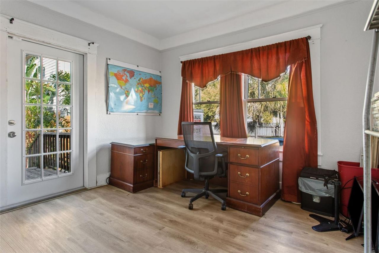 1018 E Columbus Drive , Tampa, FL 33605 Photo