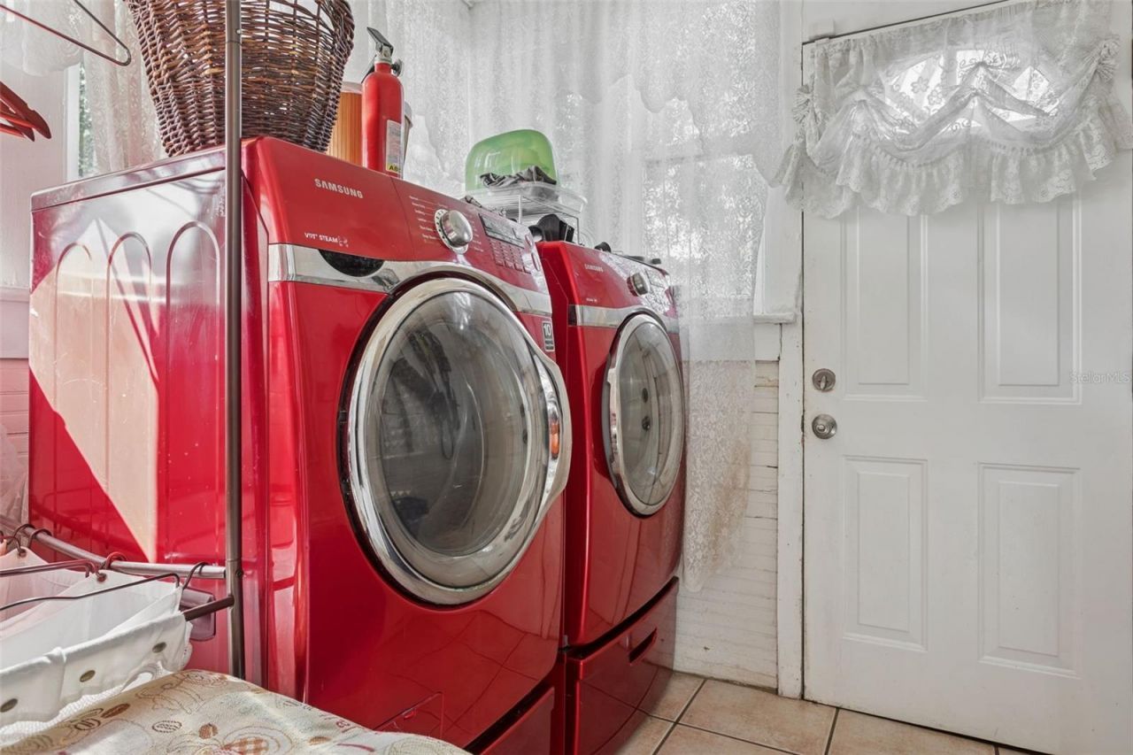 1018 E Columbus Drive , Tampa, FL 33605 Photo