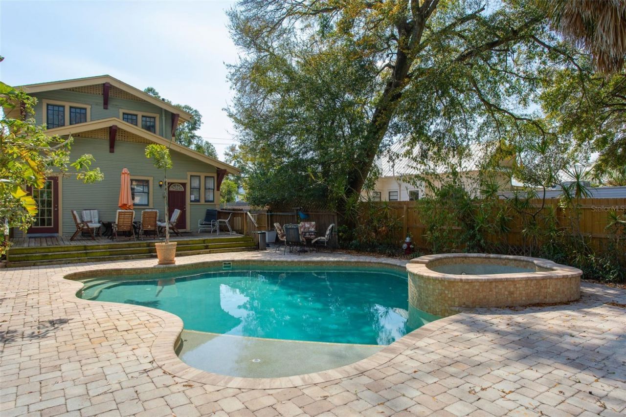 1018 E Columbus Drive , Tampa, FL 33605 Photo