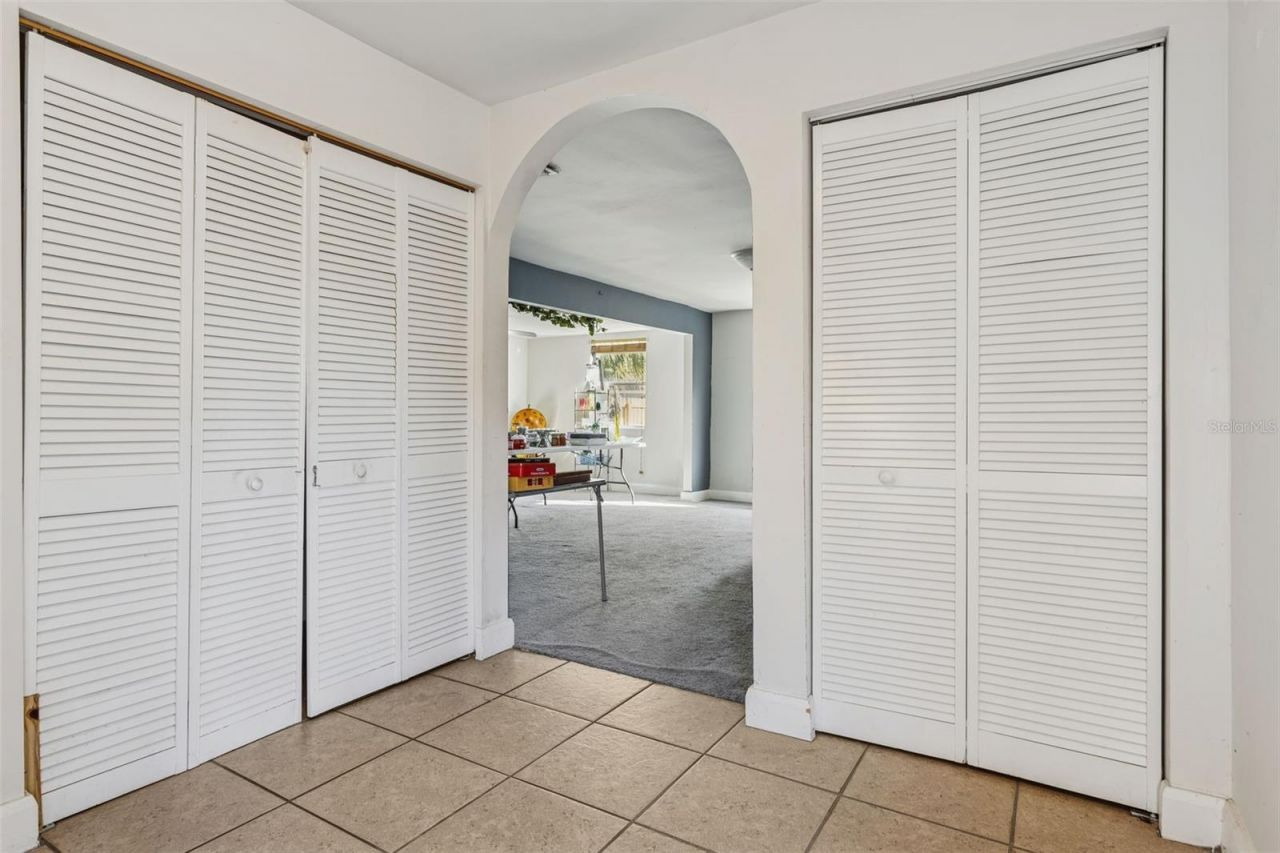 1018 E Columbus Drive, Tampa, FL 33605 Photo
