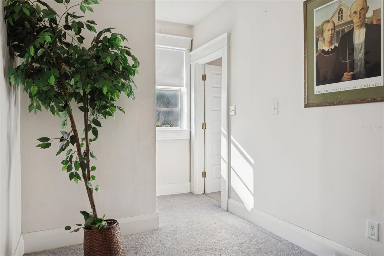 1018 E Columbus Drive , Tampa, FL 33605 Photo