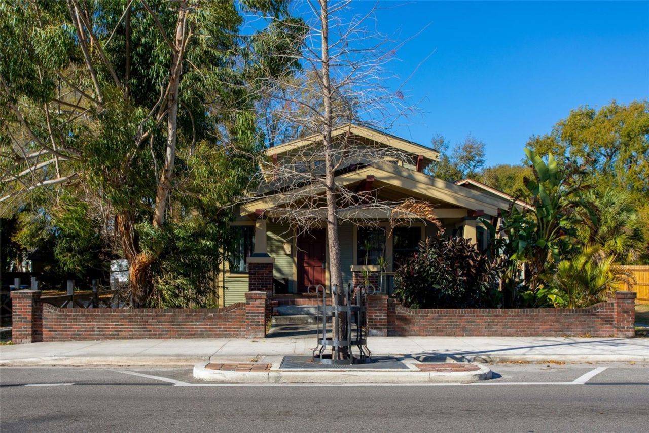 1018 E Columbus Drive , Tampa, FL 33605 Photo