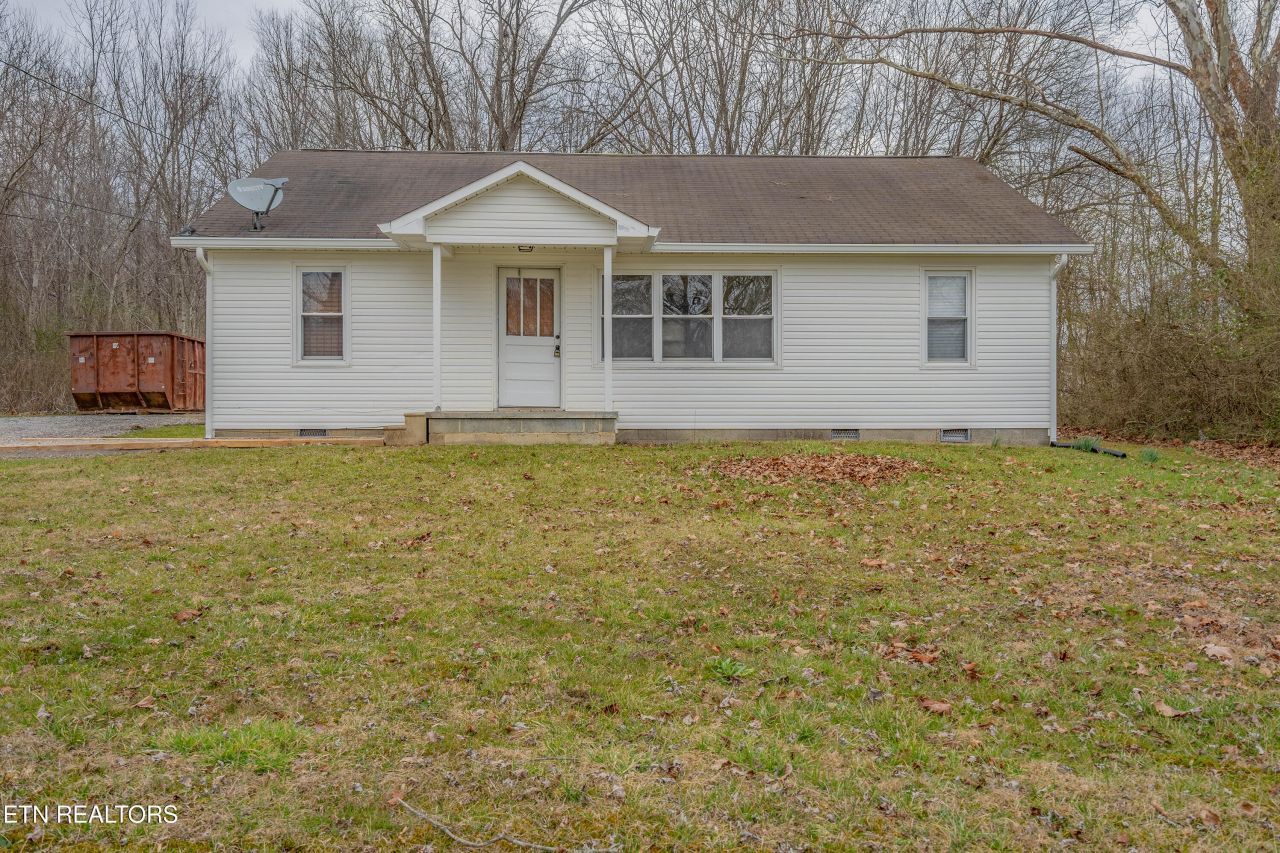 523 Rock Bridge Rd, Oliver Springs, TN 37840 Main Photo