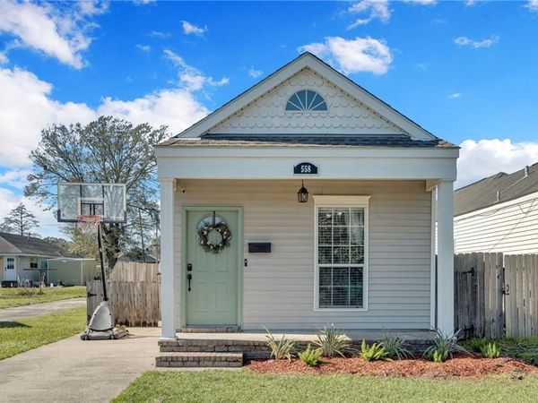 558 AVENUE G, Westwego, LA 70094