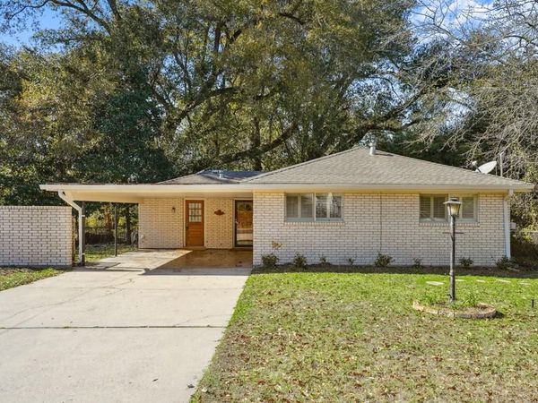 440 ADAIR Street , Mandeville, LA 70448