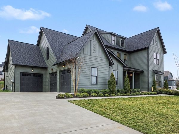 7204 Ellaby Ct, College Grove, TN 37046