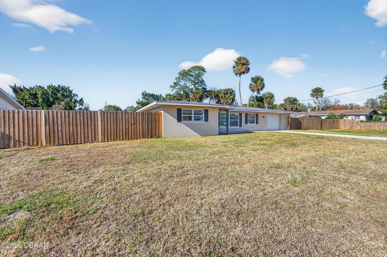 123 W Ocean Avenue, Edgewater, FL 32132 Photo