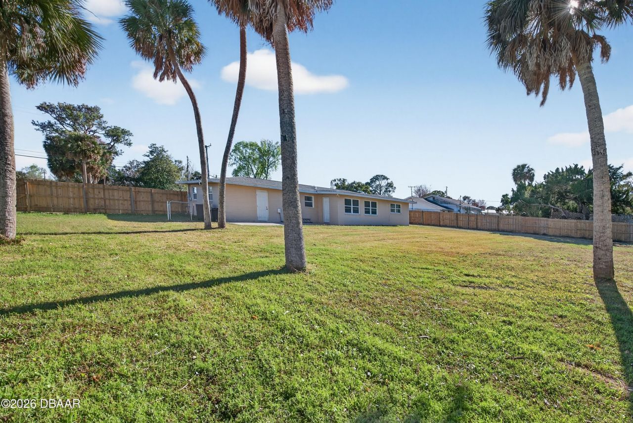 123 W Ocean Avenue, Edgewater, FL 32132 Photo