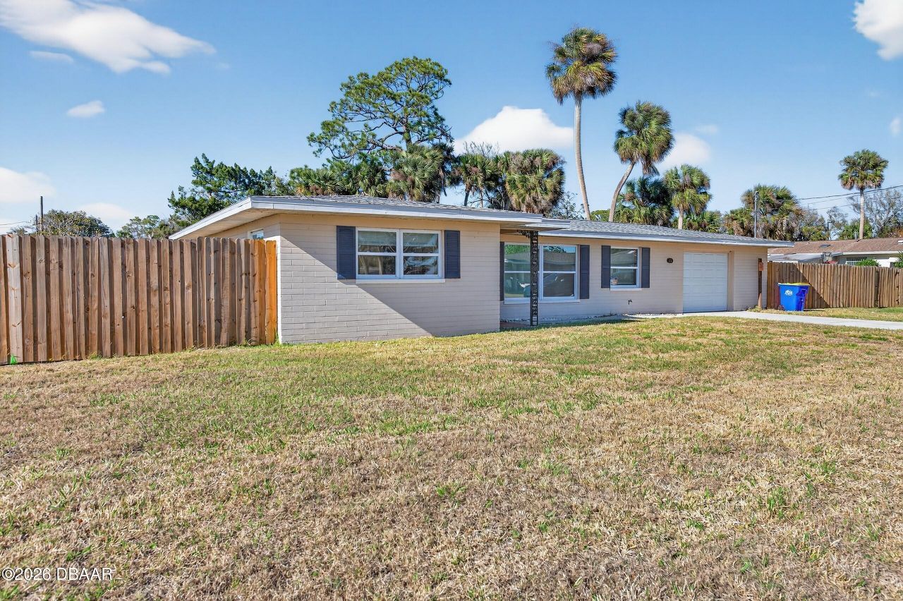 123 W Ocean Avenue, Edgewater, FL 32132 Photo