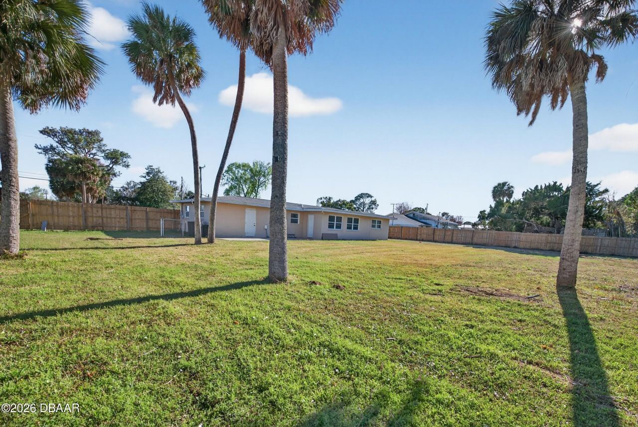 123 W Ocean Avenue, Edgewater, FL 32132 Photo