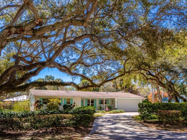 912 Coquina Lane, Vero Beach, FL 32963