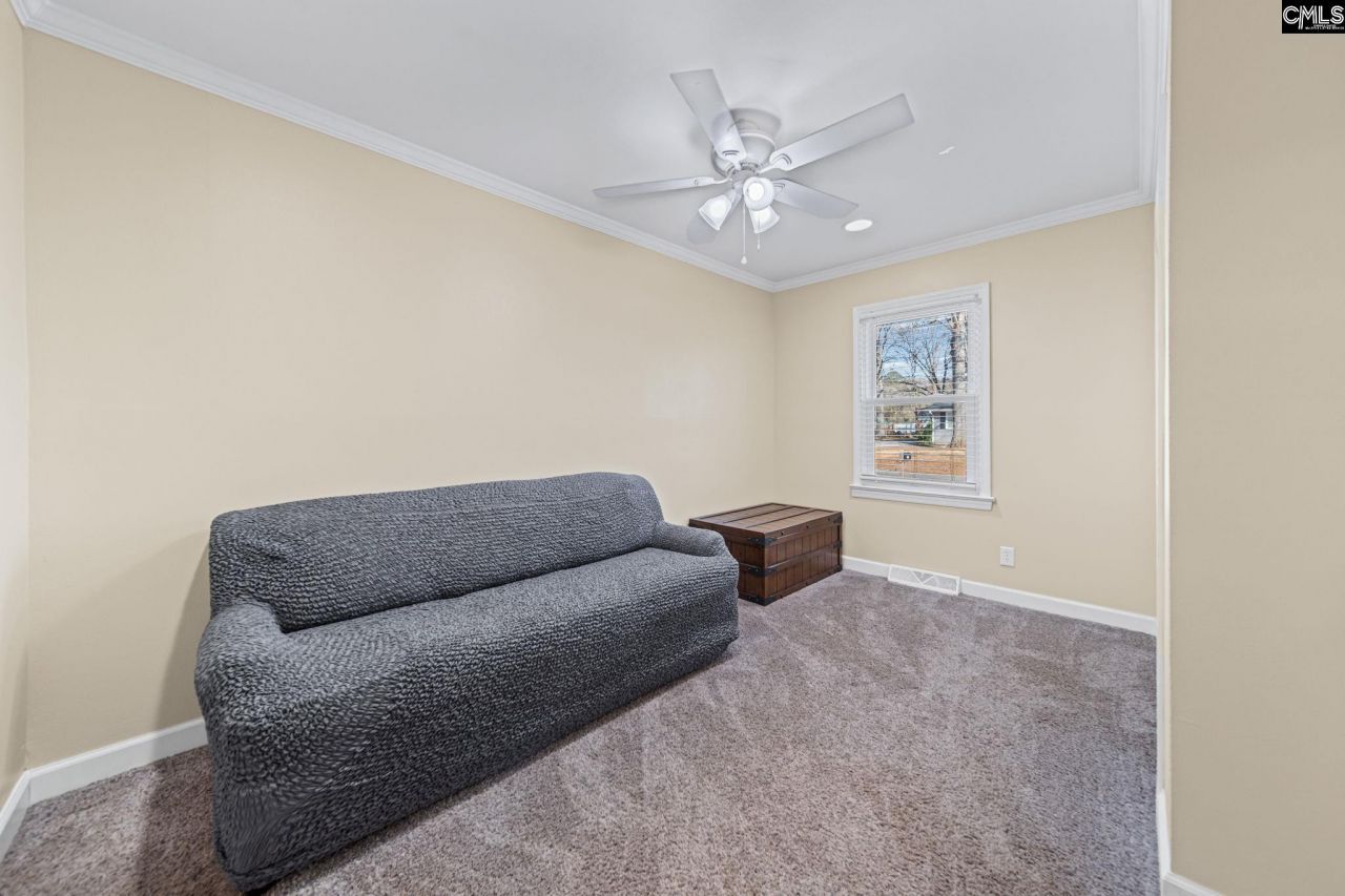 111 Berry Street Photo 19