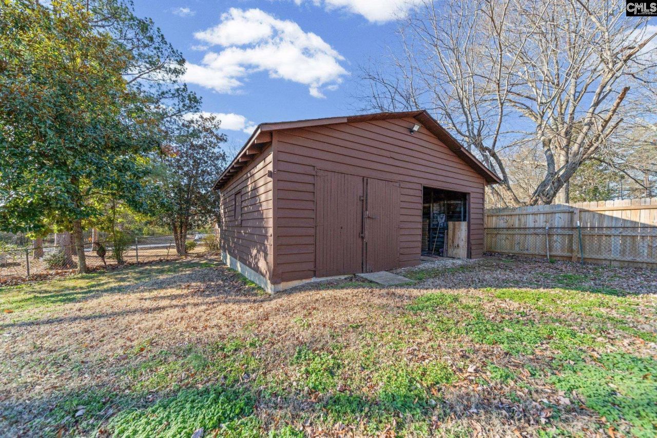 111 Berry Street Photo 27