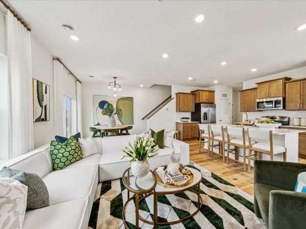 1540 Trellis Lane, West Saint Paul, MN 55118