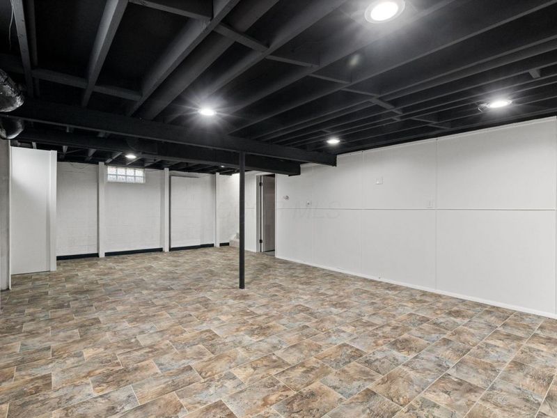 586 Mowrer Road, Circleville, OH 43113 Photo 35