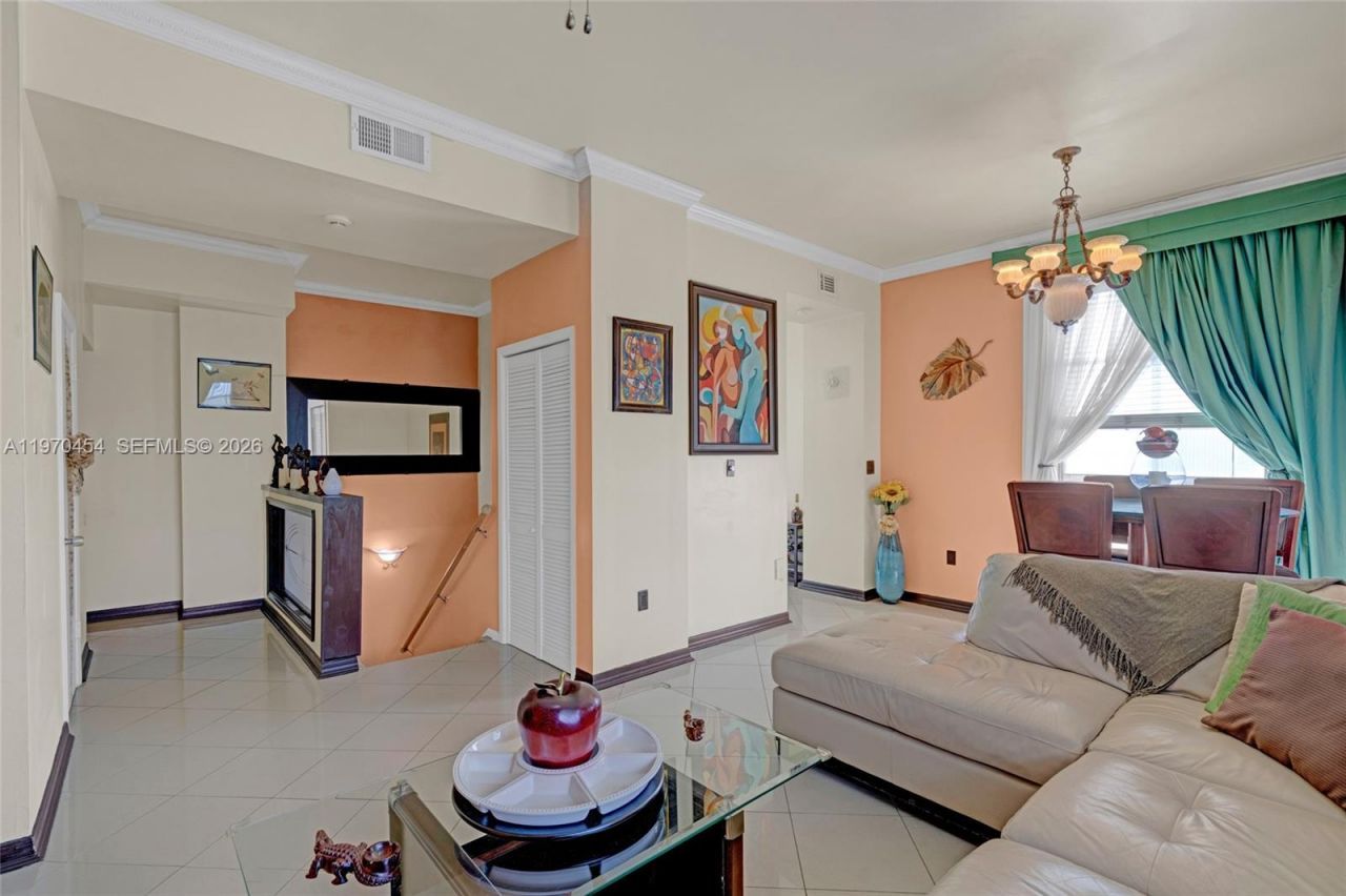 7400 W 20th Ave, Unit 402, Hialeah, FL 33016 Photo