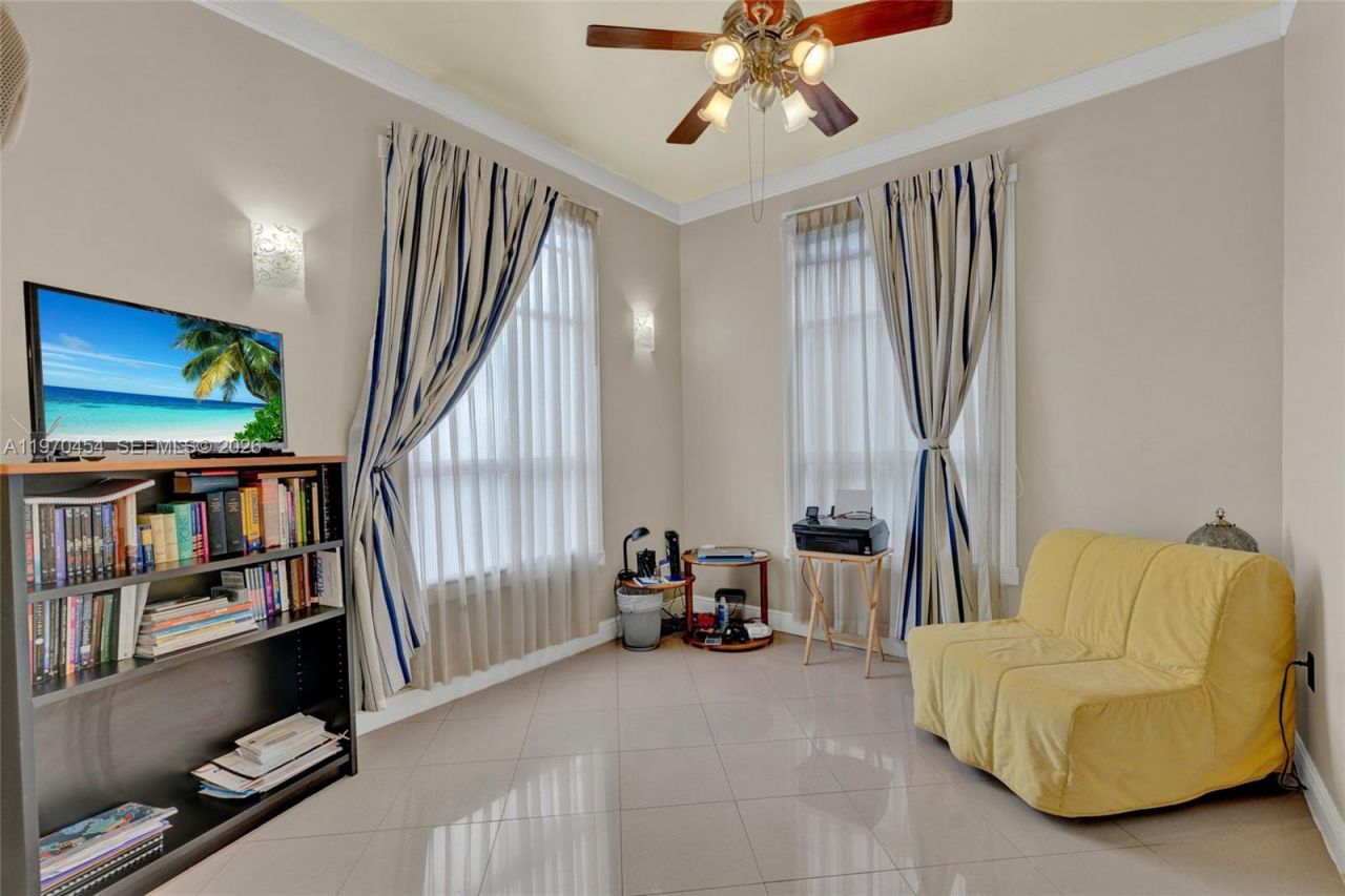 7400 W 20th Ave, Unit 402, Hialeah, FL 33016 Photo