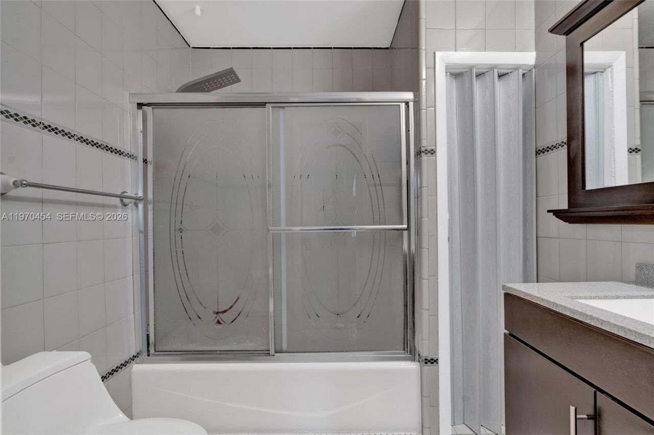 7400 W 20th Ave, Unit 402, Hialeah, FL 33016 Photo