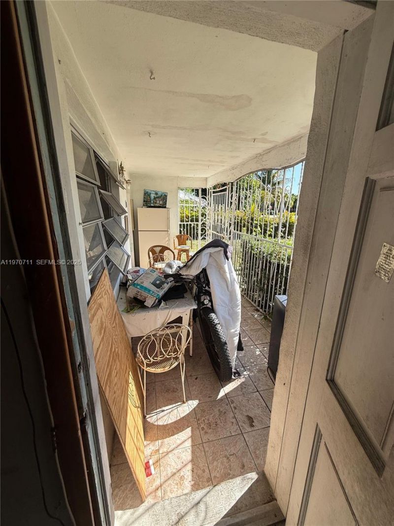 521 NW 189th Ter, Miami Gardens, FL 33169 Photo