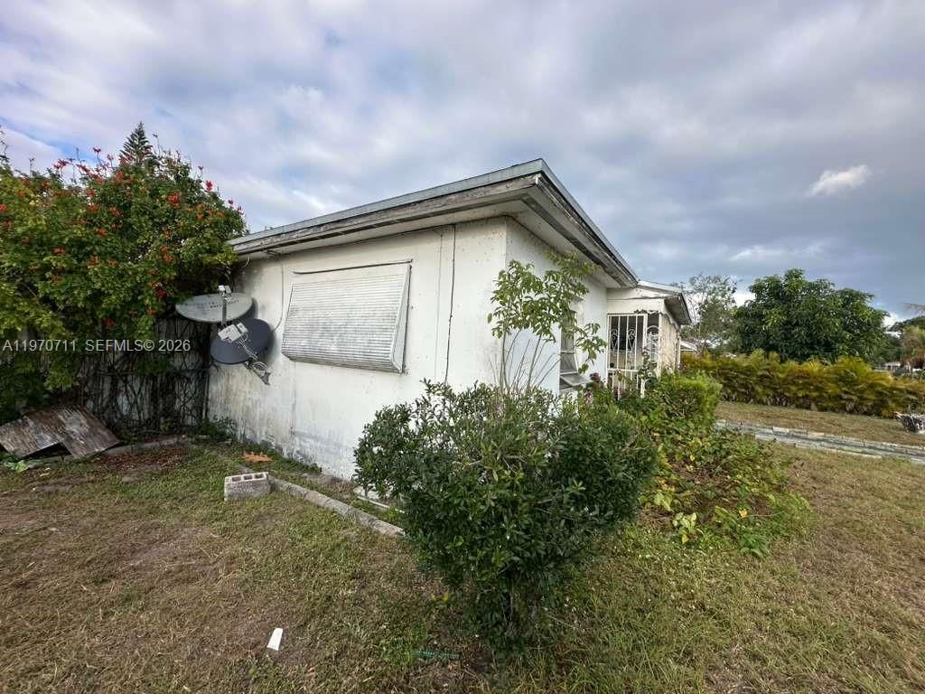 521 NW 189th Ter, Miami Gardens, FL 33169 Photo