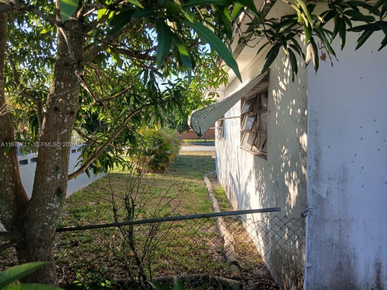 521 NW 189th Ter, Miami Gardens, FL 33169 Photo