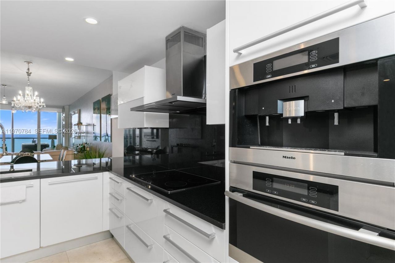 17121 Collins Ave , Unit 2905, Sunny Isles Beach, FL 33160 Photo