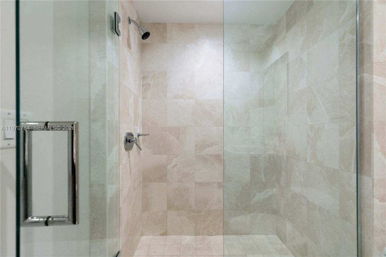 17121 Collins Ave , Unit 2905, Sunny Isles Beach, FL 33160 Photo