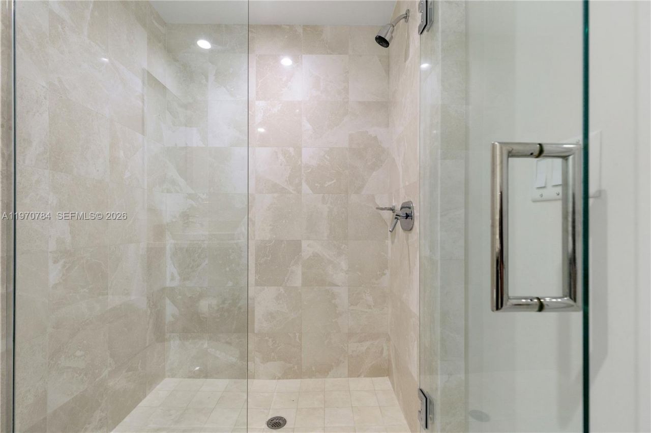 17121 Collins Ave , Unit 2905, Sunny Isles Beach, FL 33160 Photo