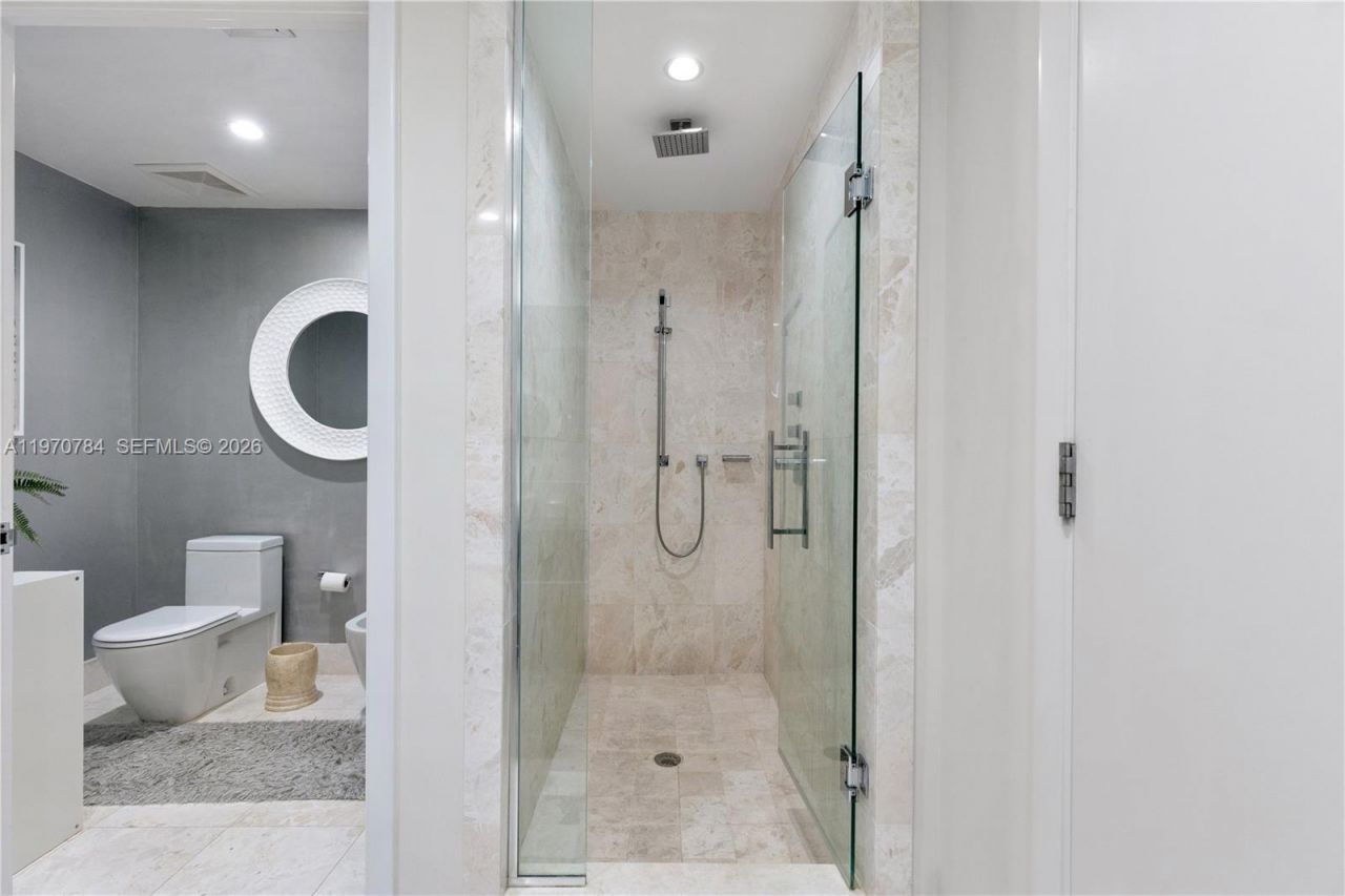 17121 Collins Ave , Unit 2905, Sunny Isles Beach, FL 33160 Photo