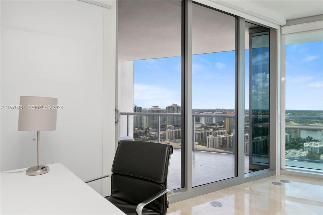 17121 Collins Ave , Unit 2905, Sunny Isles Beach, FL 33160 Photo