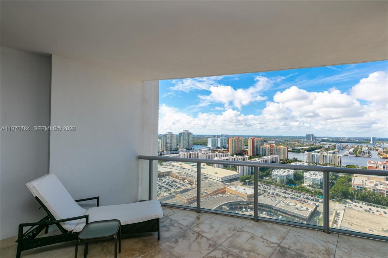 17121 Collins Ave , Unit 2905, Sunny Isles Beach, FL 33160 Photo