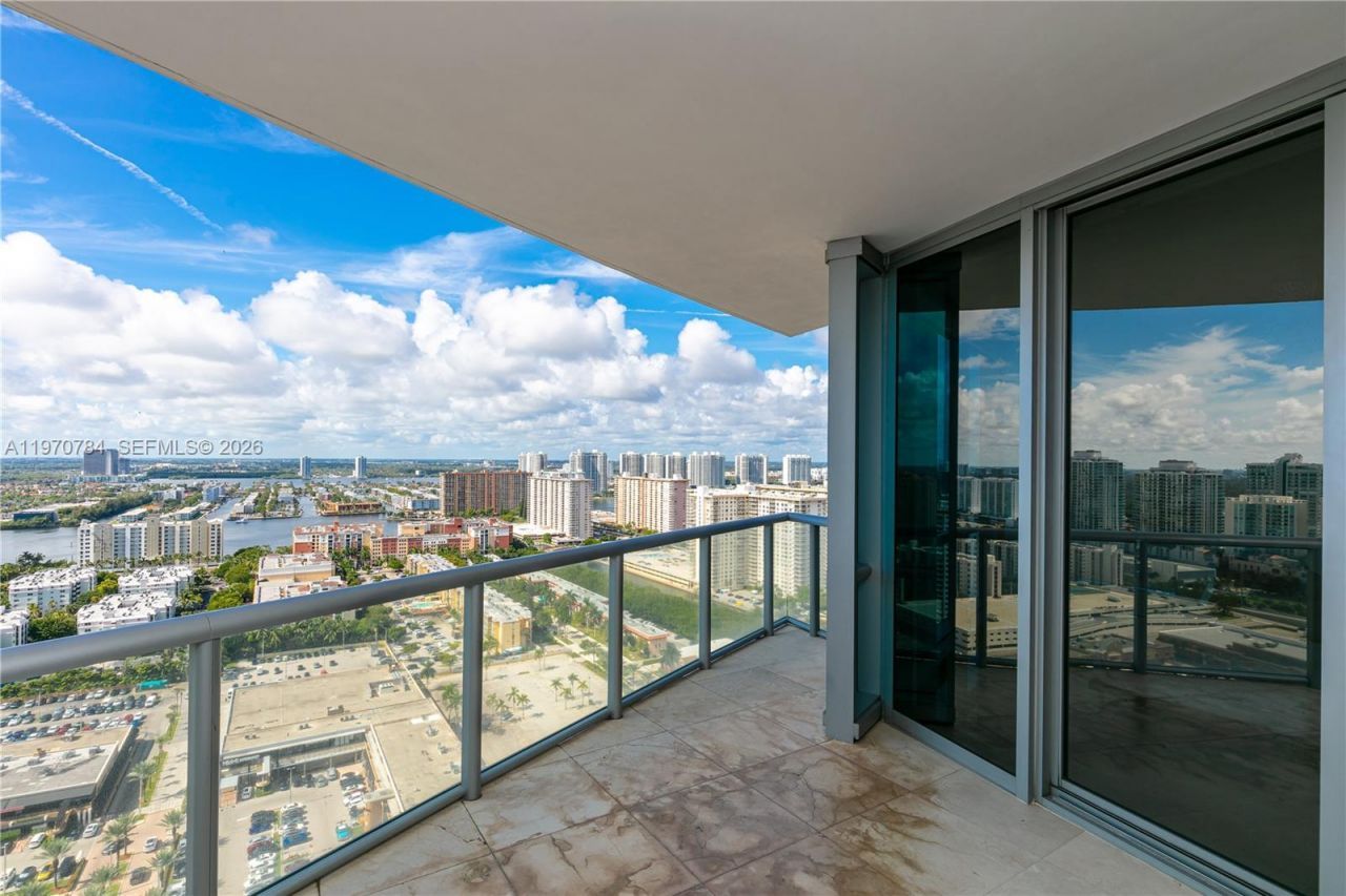 17121 Collins Ave , Unit 2905, Sunny Isles Beach, FL 33160 Photo