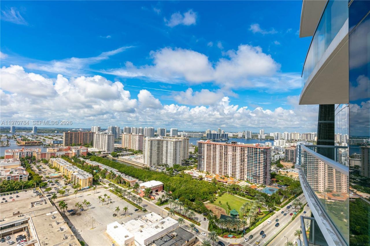 17121 Collins Ave , Unit 2905, Sunny Isles Beach, FL 33160 Photo