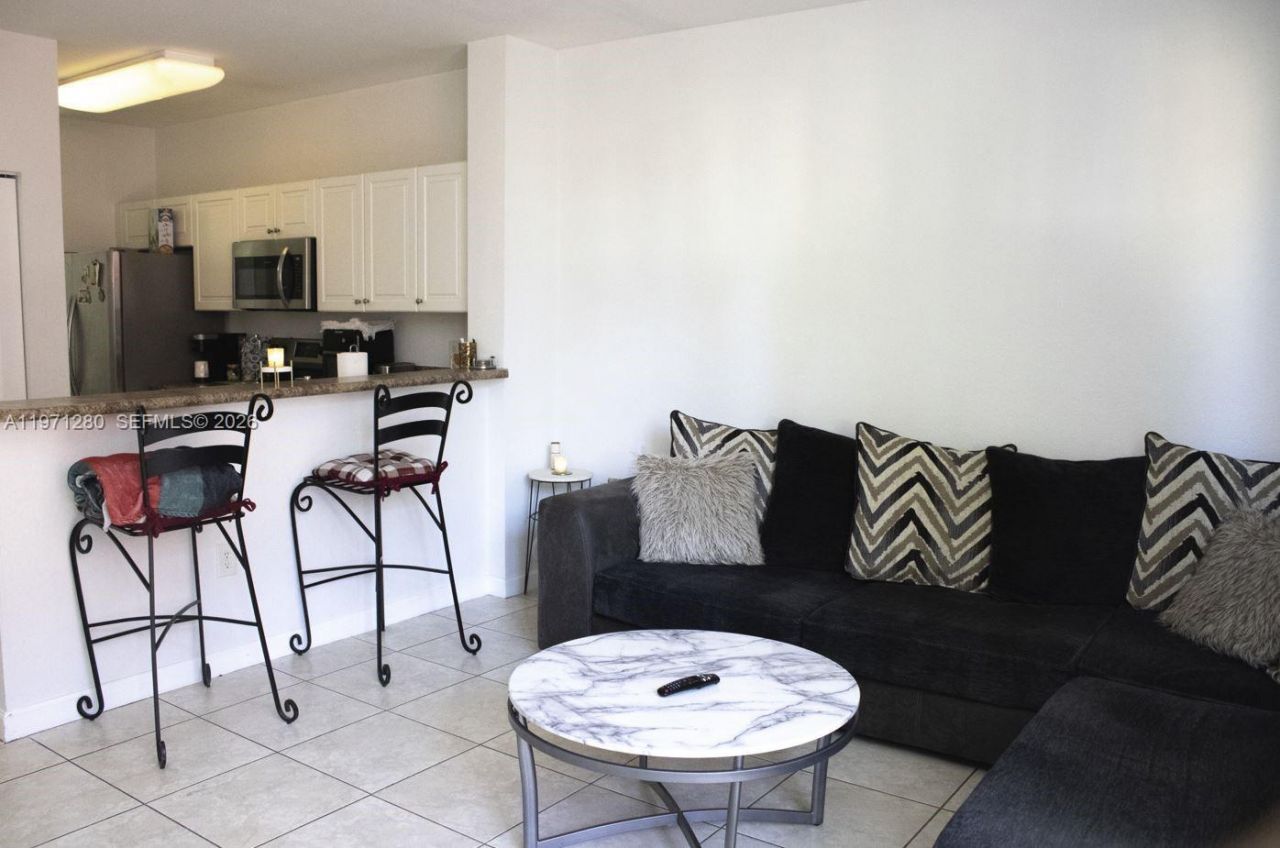 2928 SE 2nd St, Unit 8, Homestead, FL 33033 Photo