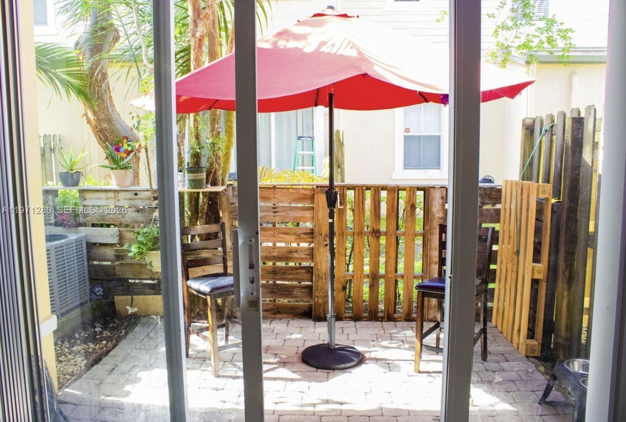 2928 SE 2nd St, Unit 8, Homestead, FL 33033 Photo