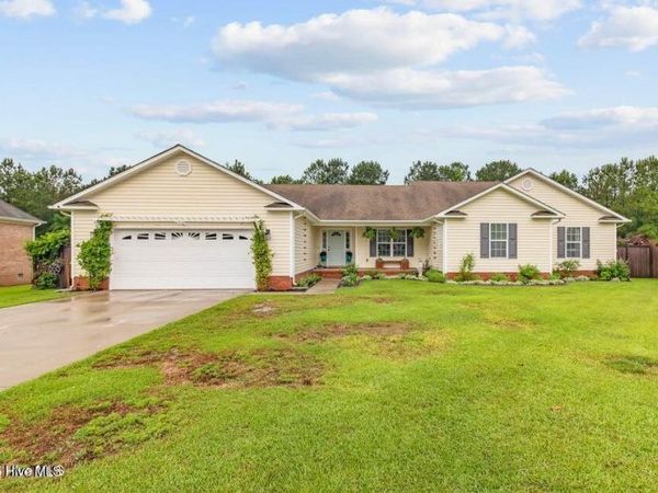 912 Morganser Drive, Swansboro, NC 28584