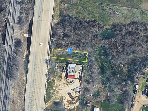 700 Commerce Street , Granger, TX 76530