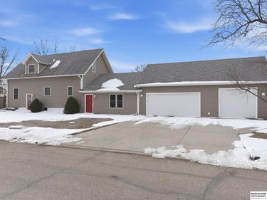 1459 N ELM Street , Wahoo, NE 68066