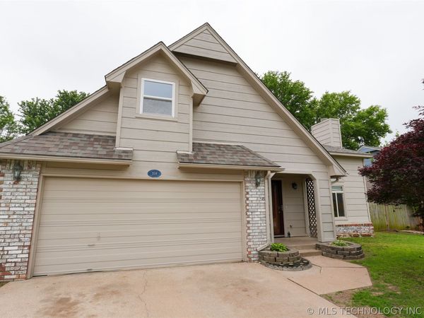 1104 E 137th Street, Glenpool, OK 74033