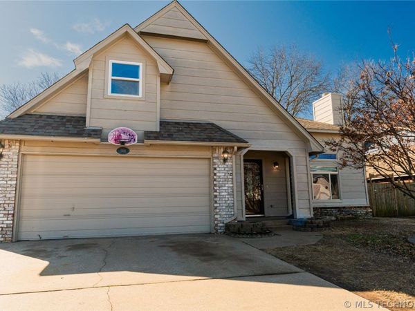 1104 E 137th Street, Glenpool, OK 74033