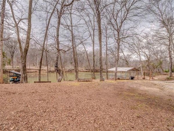 42 River Oaks Drive SW, Cartersville, GA 30120