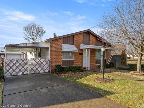 7120 Jackson Avenue, Taylor, MI 48180